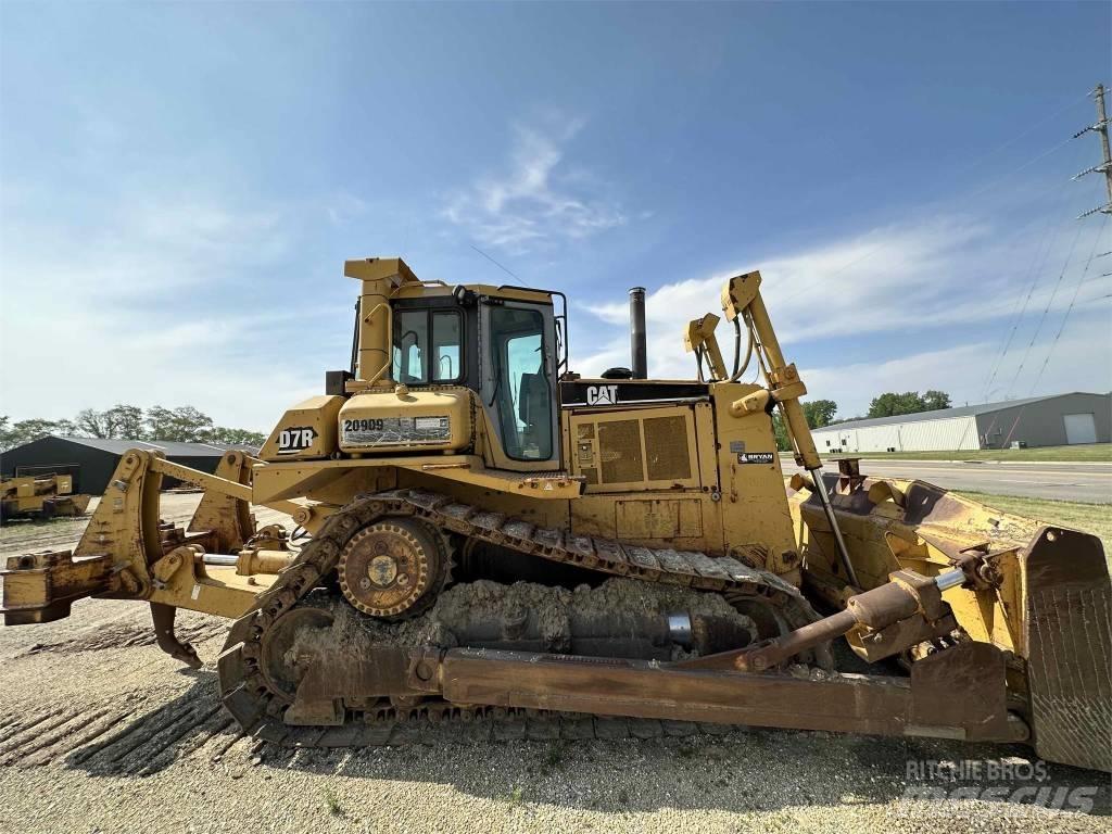 CAT D7R Pásové dozery