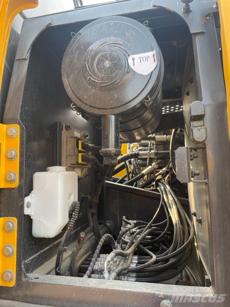 Volvo EC 210 Pásová rýpadla