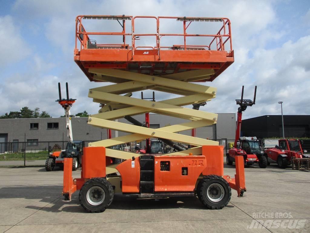 JLG 4394 RT (435) Nůžková zvedací plošina