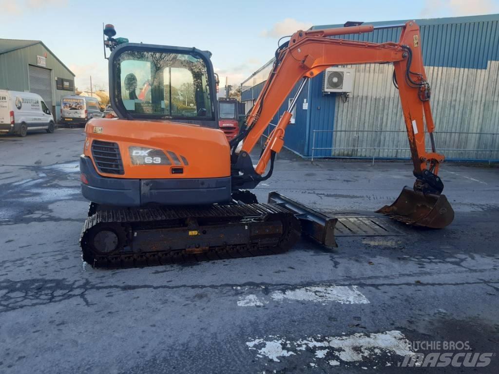 Doosan DX 63-3 Pásová rýpadla