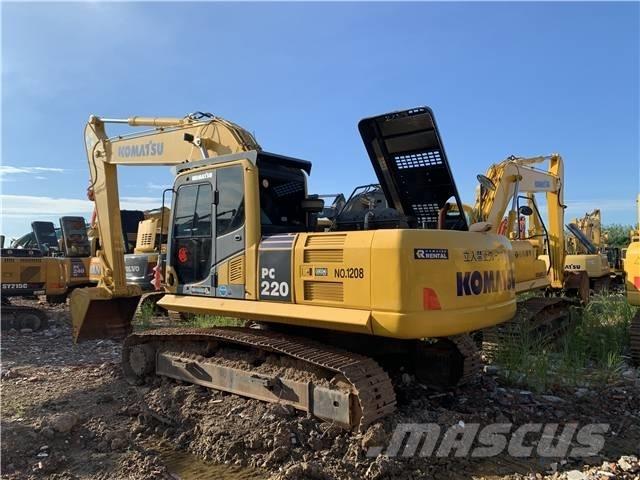 Komatsu PC 220-8 Pásová rýpadla