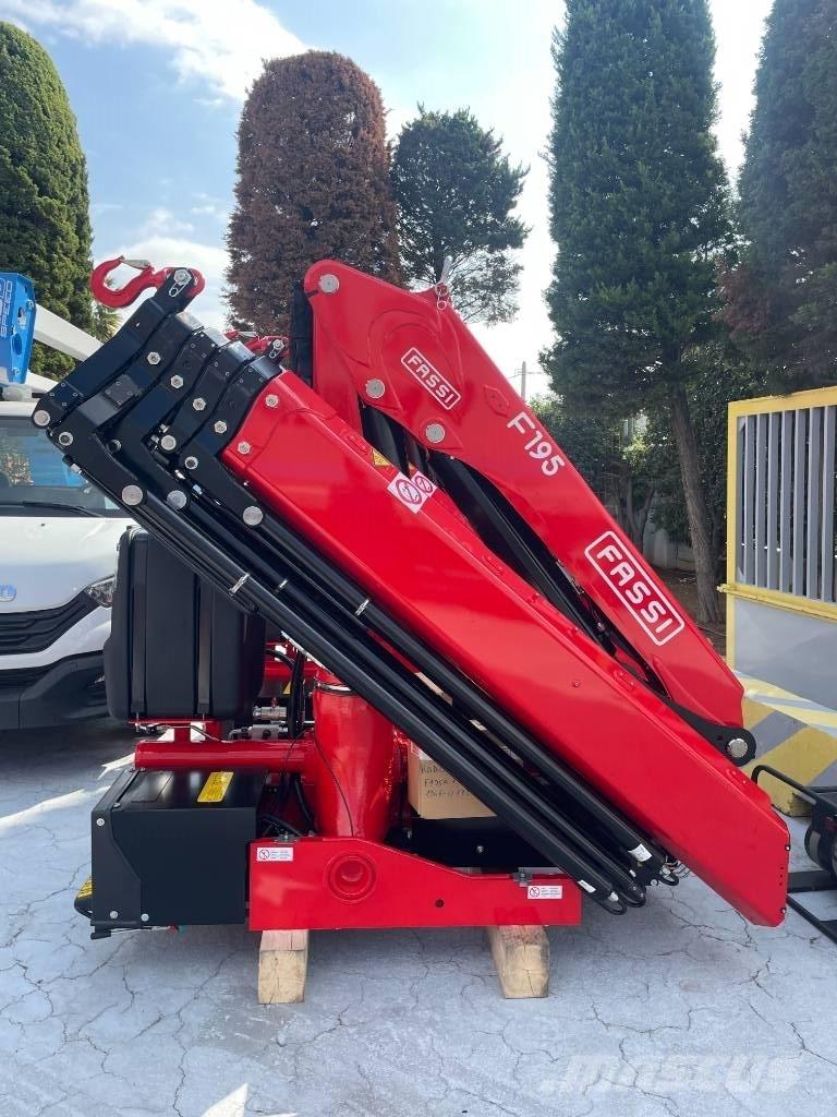 Fassi F195A.1.25 Nakládací jeřáby