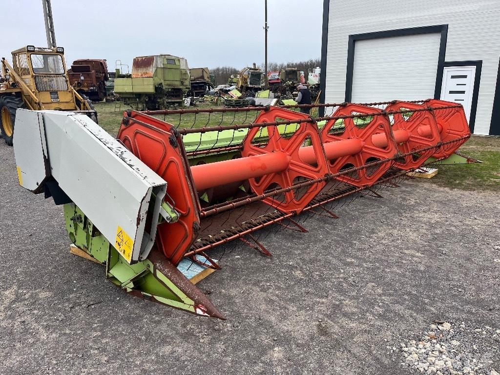CLAAS C 600 Kombajnové hlavice