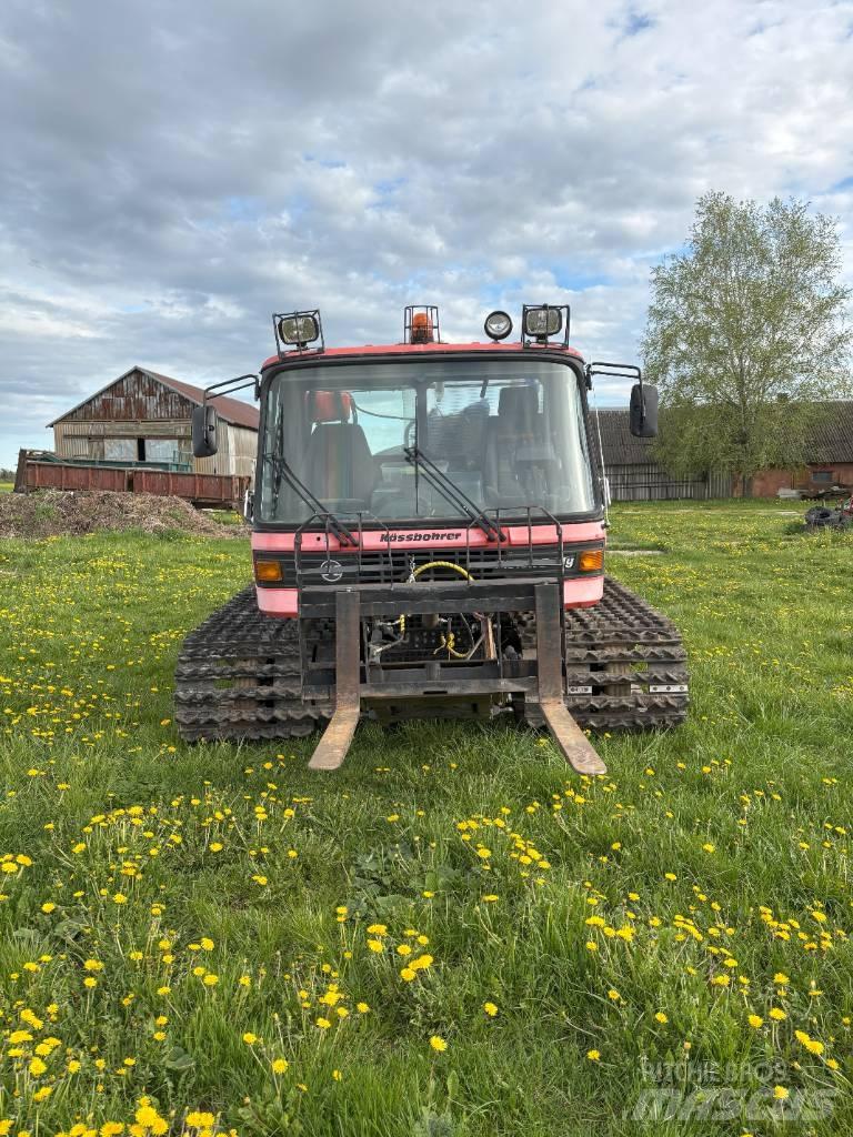  Pisten Bully 230DR Komunální technika - ostatní