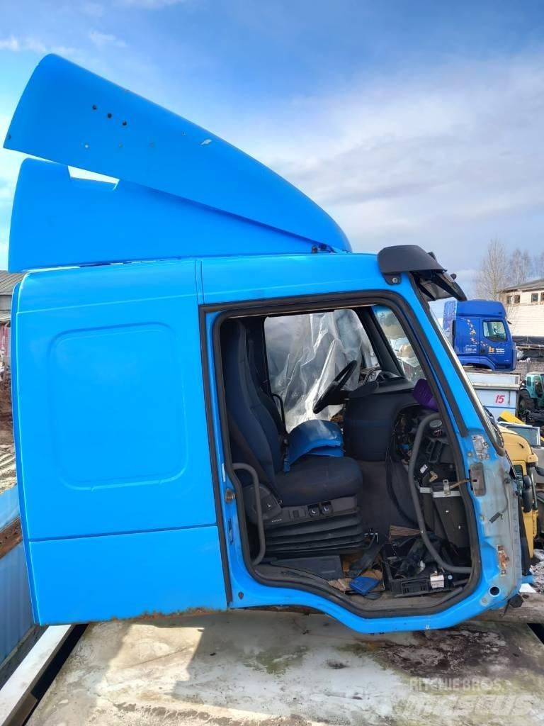 Volvo FM 9.320 Kabiny a interiér