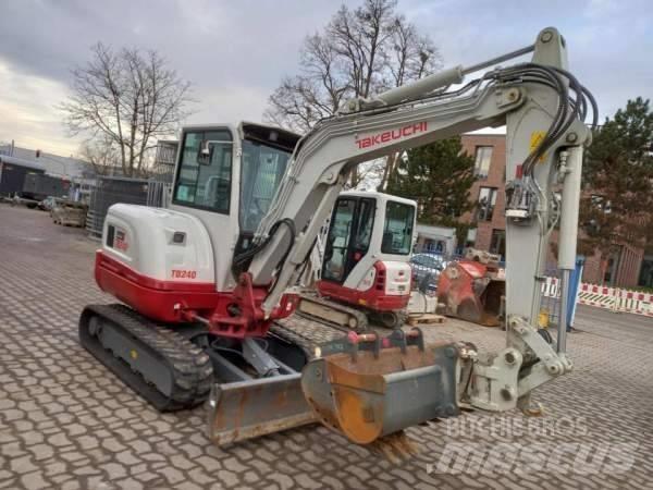Takeuchi TB 240 DPF Mini rýpadla < 7t