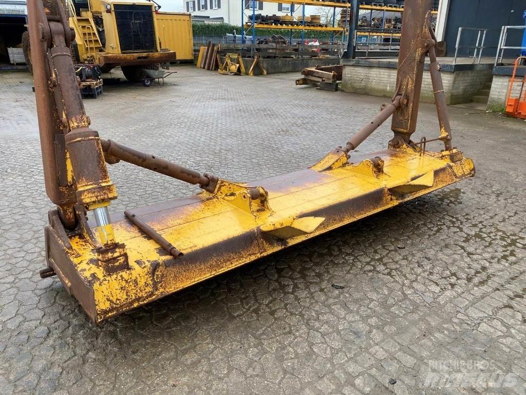 CAT D65 PX Radlice