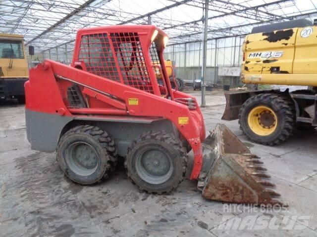 Bobcat S130 Smykem řízené nakladače
