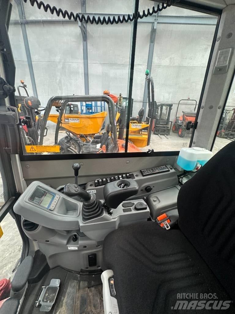 Takeuchi TB 325 R Mini rýpadla < 7t