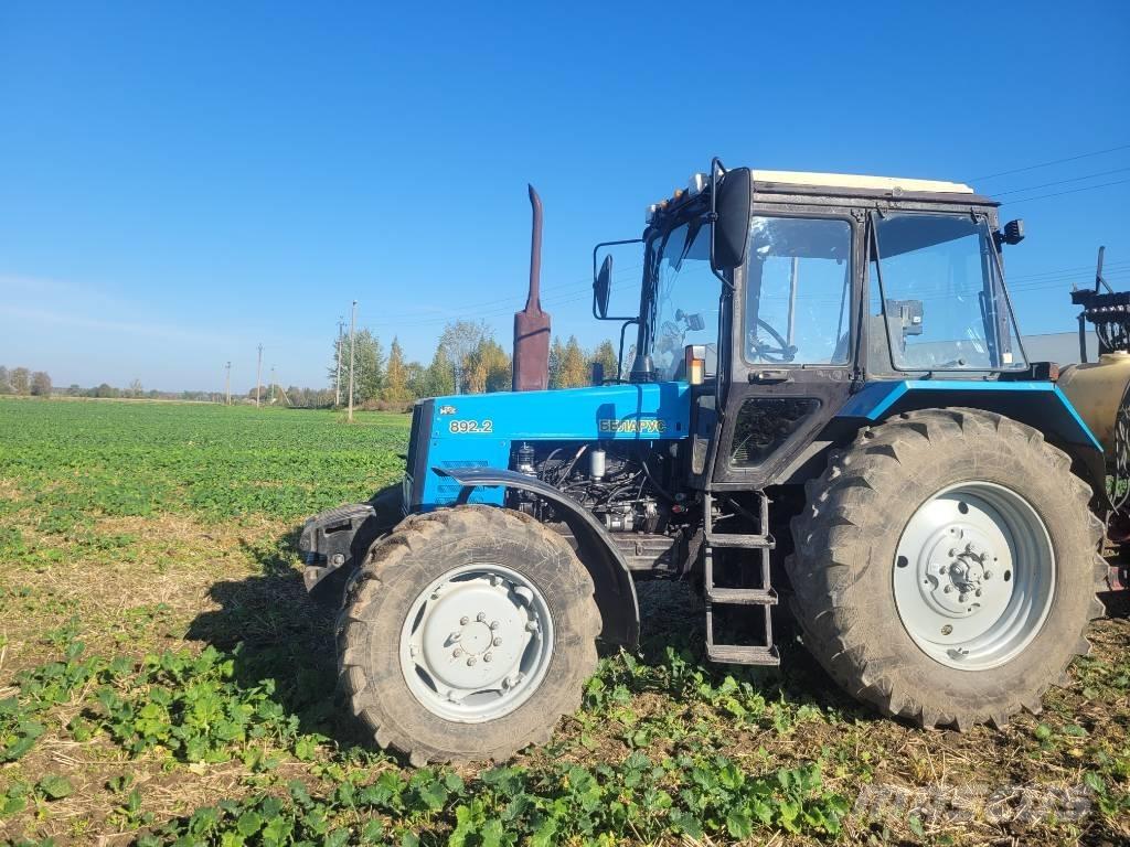 Belarus MTZ 892 Traktory