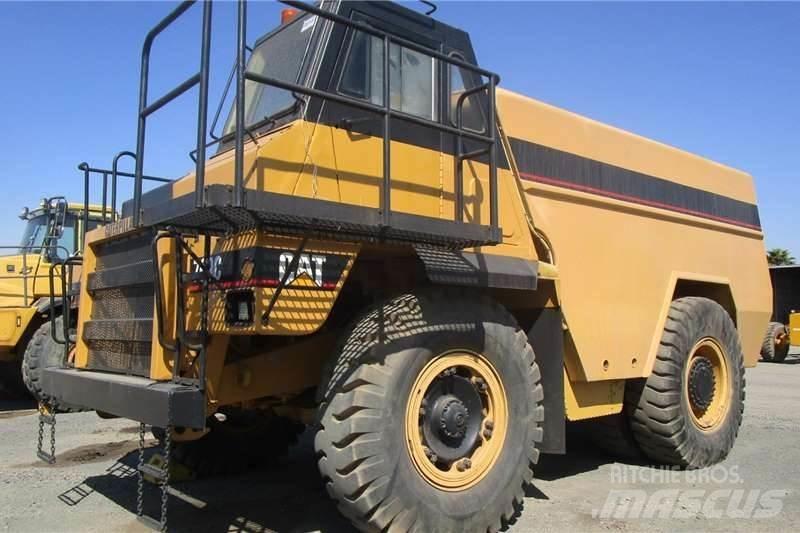 CAT 769C Cisternové vozy