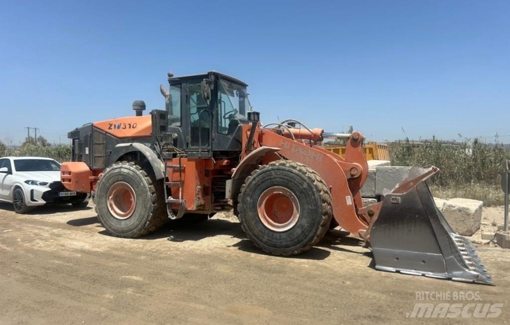 Hitachi ZW 310-5 Kolové nakladače