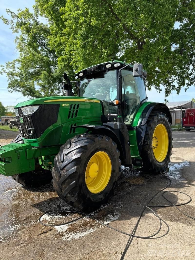 John Deere 6175 r Traktory