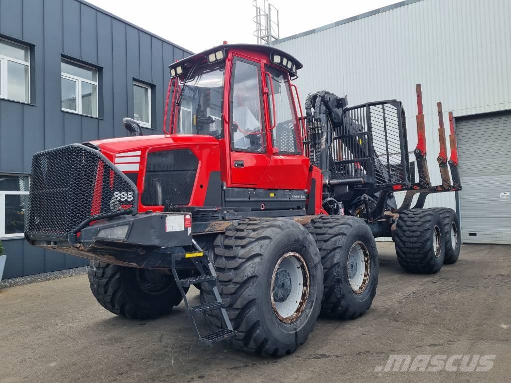 Komatsu 895 Vyvážecí traktory