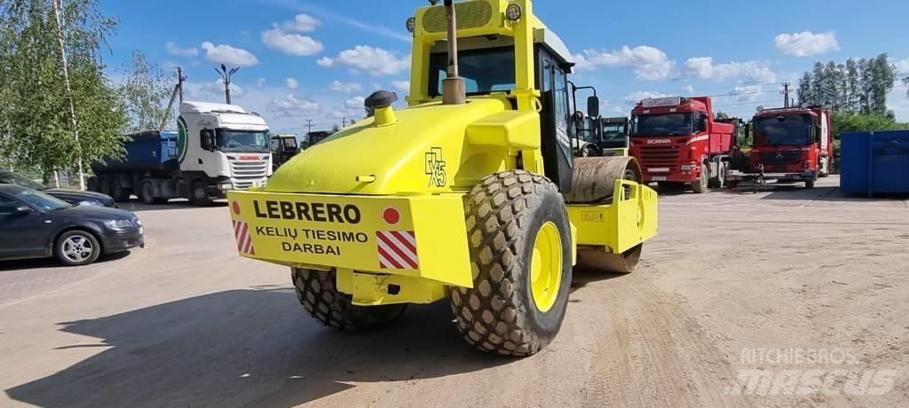 Bomag LEBRERO X 5 Tahačové válce