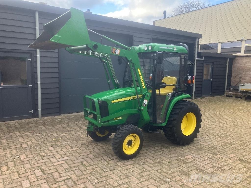 John Deere 3036 E Kompaktní traktory