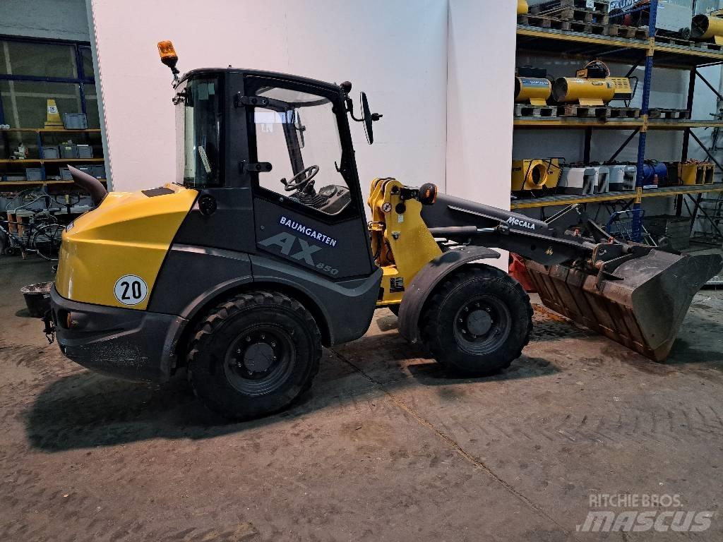 Mecalac AX 850 Kolové nakladače
