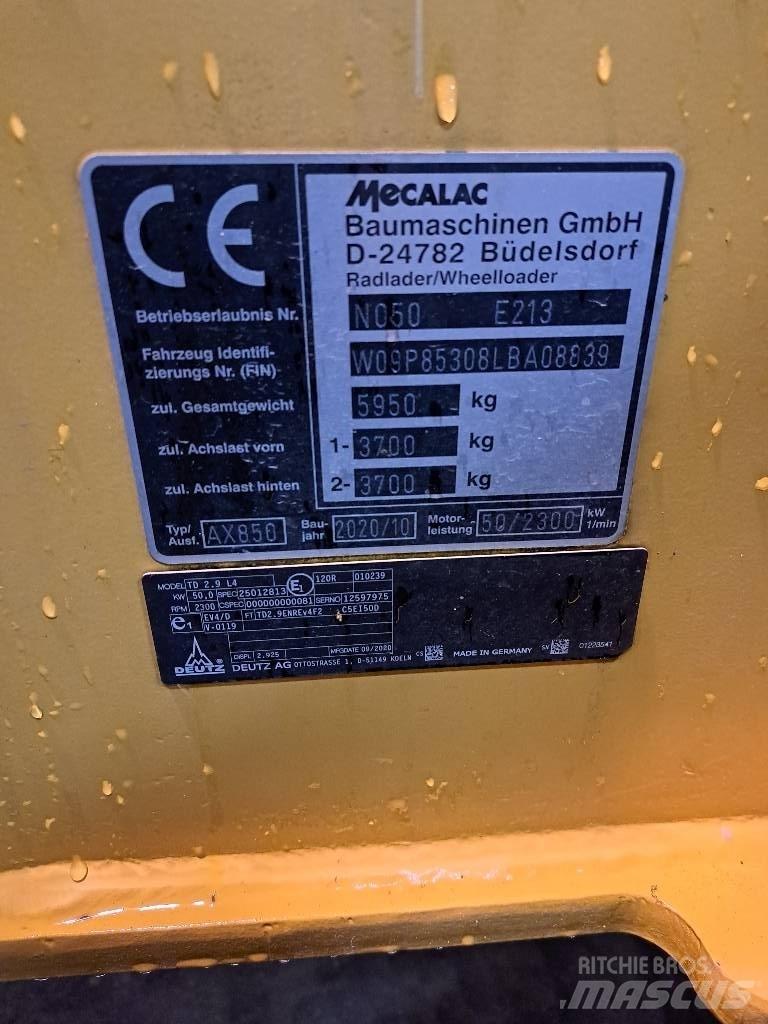 Mecalac AX 850 Kolové nakladače