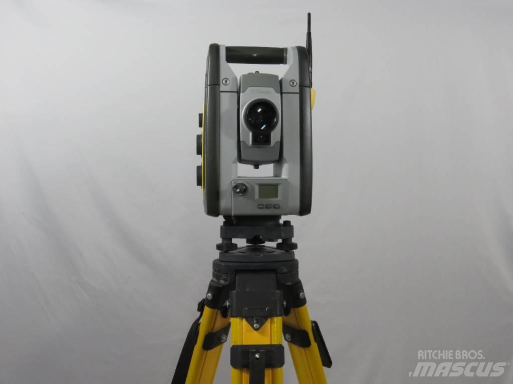Trimble SPS930 Ostatní komponenty
