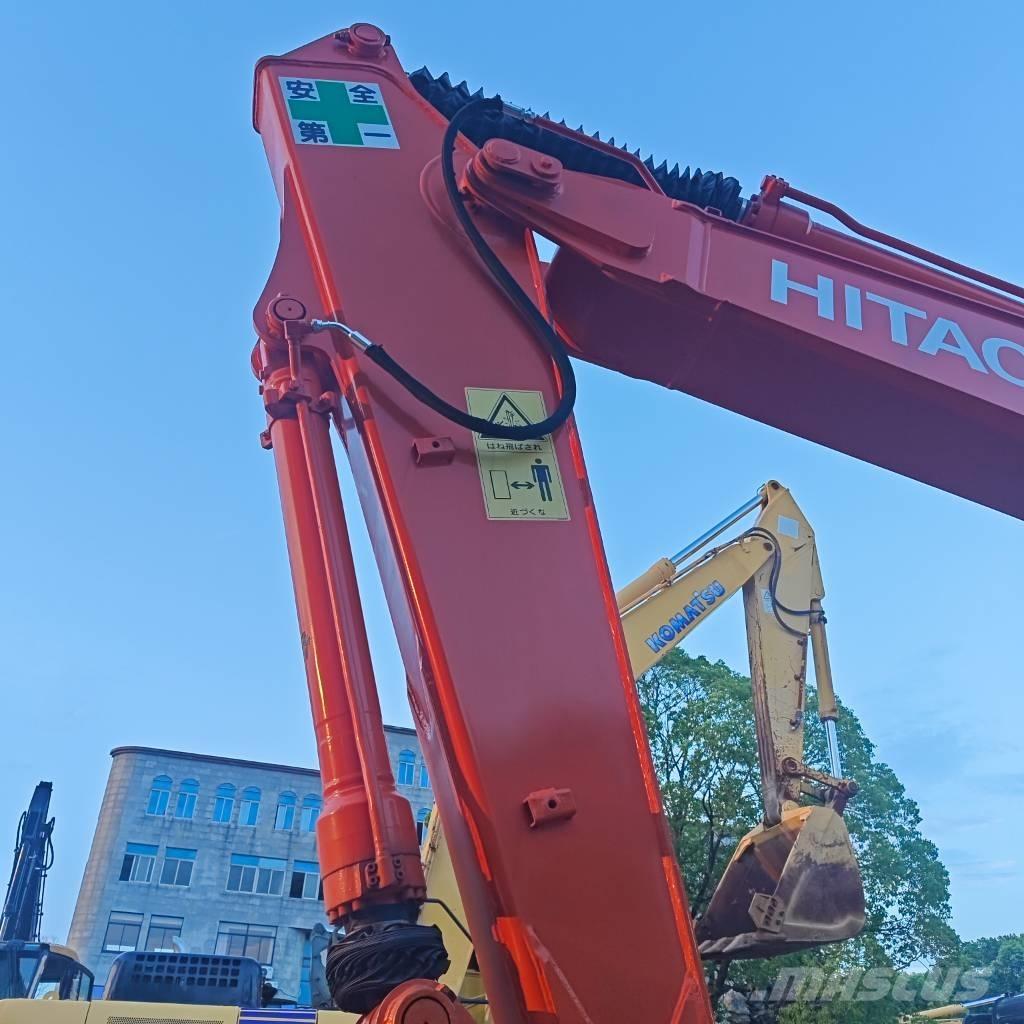 Hitachi ZX 120 Pásová rýpadla