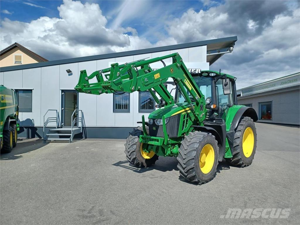 John Deere 6100M Traktory