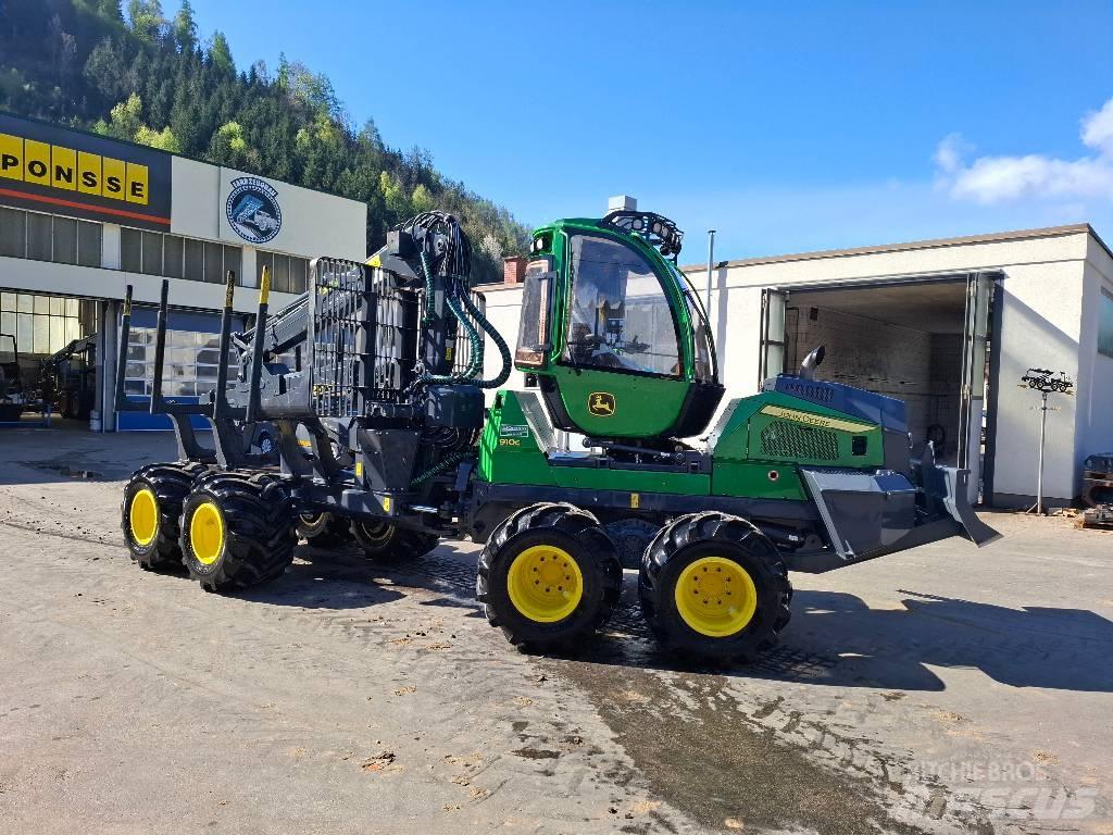 John Deere 910G Vyvážecí traktory