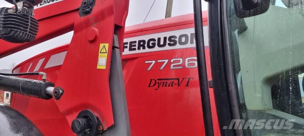 Massey Ferguson 7726 Traktory