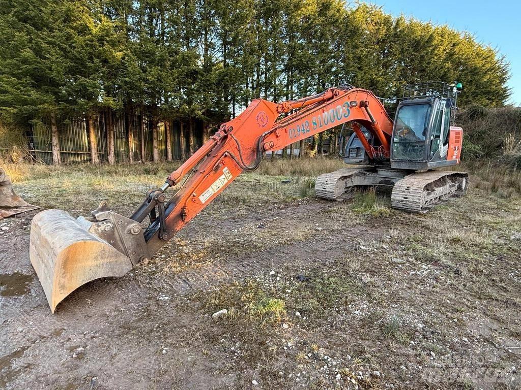 Hitachi ZX225USRLC-3 Pásová rýpadla