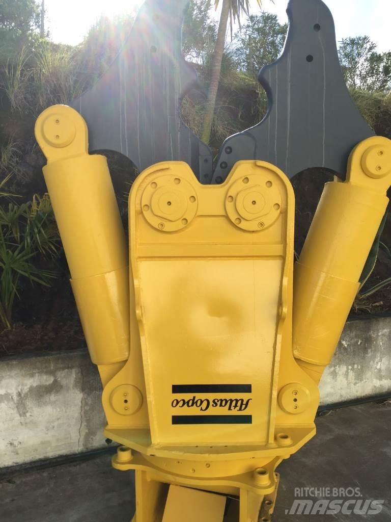 Atlas Copco 4000R Demoliční rýpadla