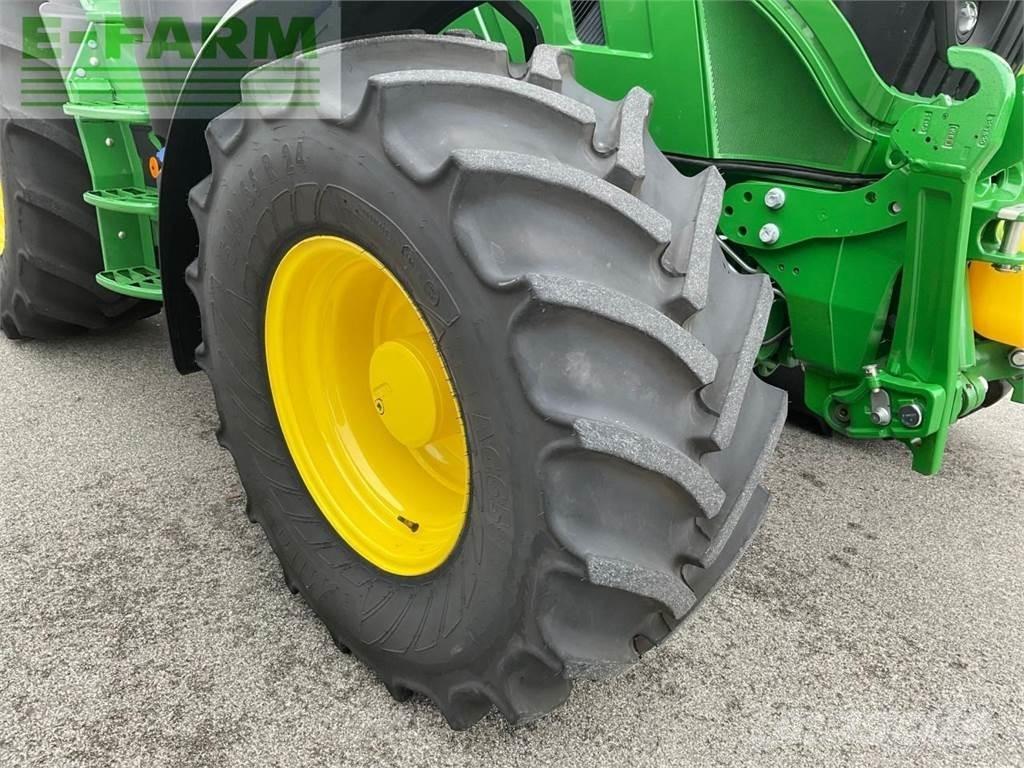 John Deere 6R 110 Traktory