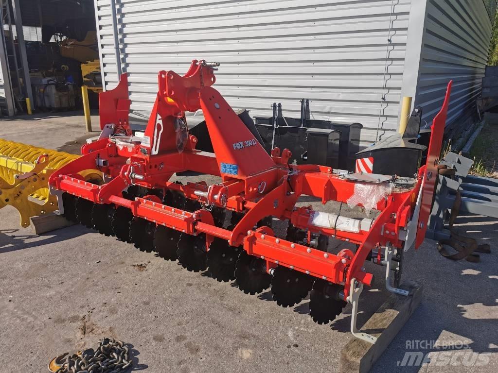 Pöttinger FOX300D Řádkové kultivátory