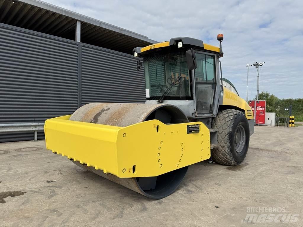 Dynapac CA3500D Tahačové válce