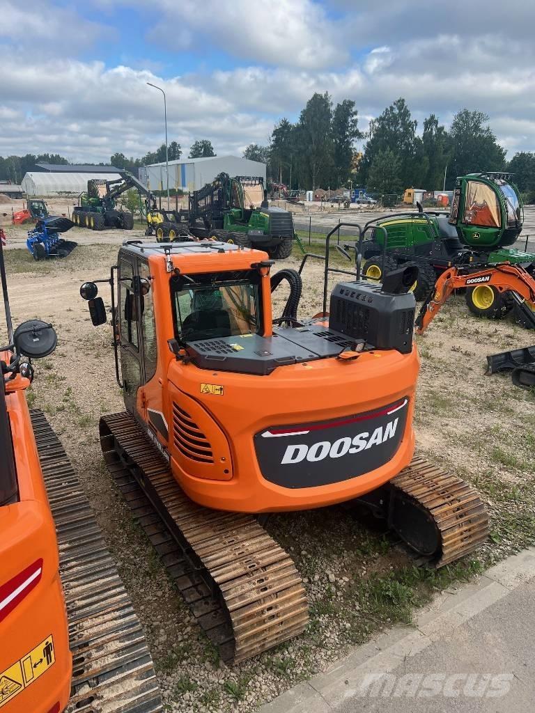 Doosan DX 140 LCR-7 Pásová rýpadla