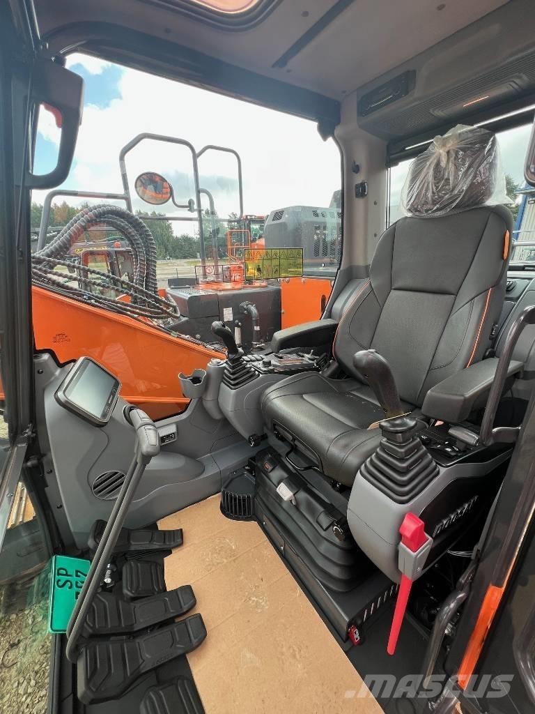 Doosan DX 140 LCR-7 Pásová rýpadla