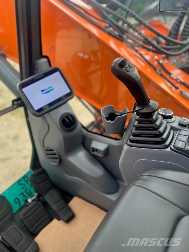Doosan DX 140 LCR-7 Pásová rýpadla