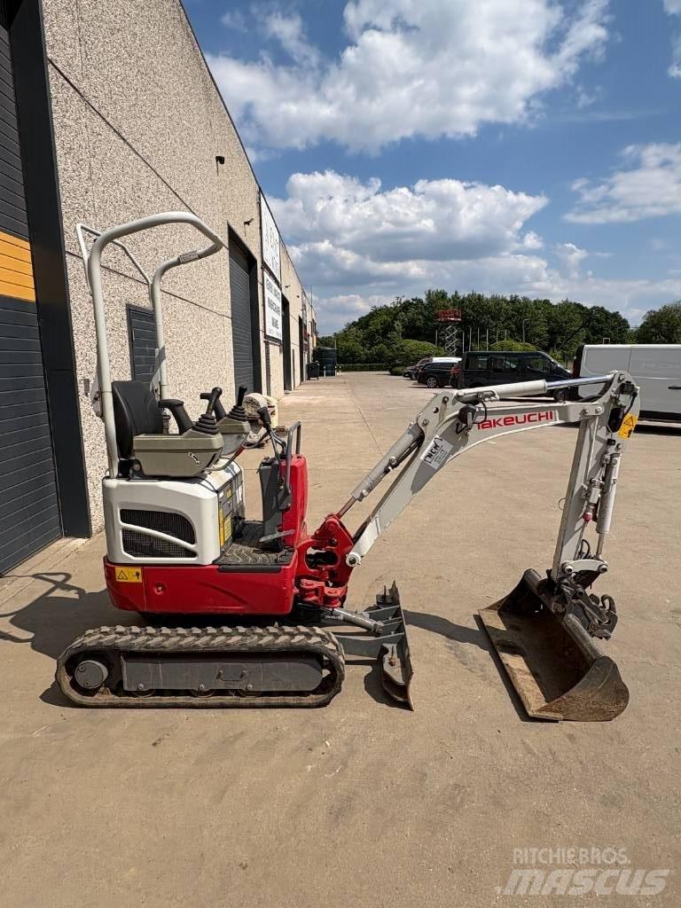 Takeuchi TB 210 R Mini rýpadla < 7t