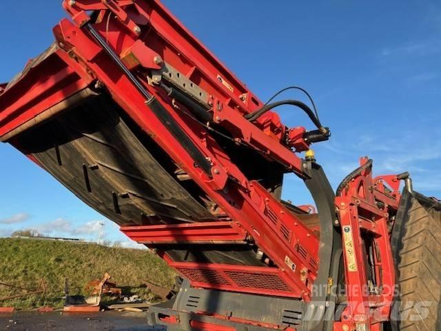 Sandvik QE 441 Mobilní třídiče