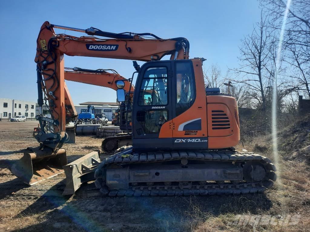 Doosan DX140LCR-5 Pásová rýpadla