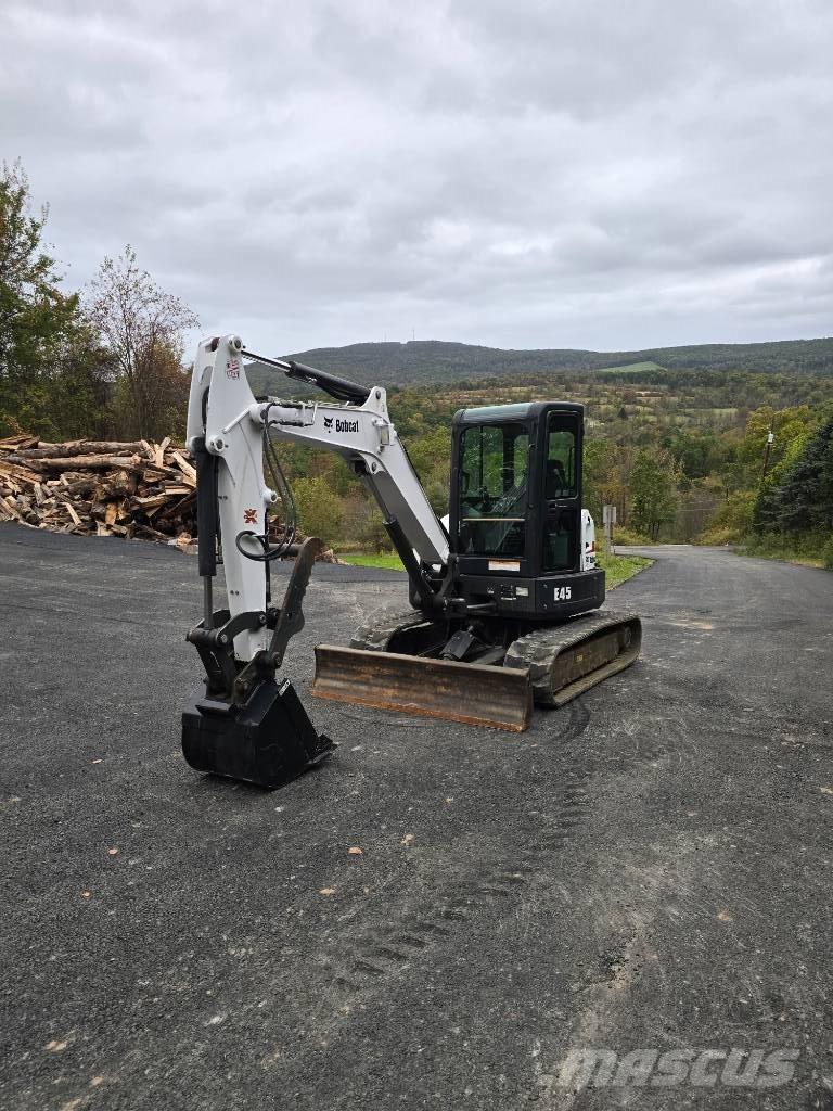 Bobcat E 45 Mini rýpadla < 7t