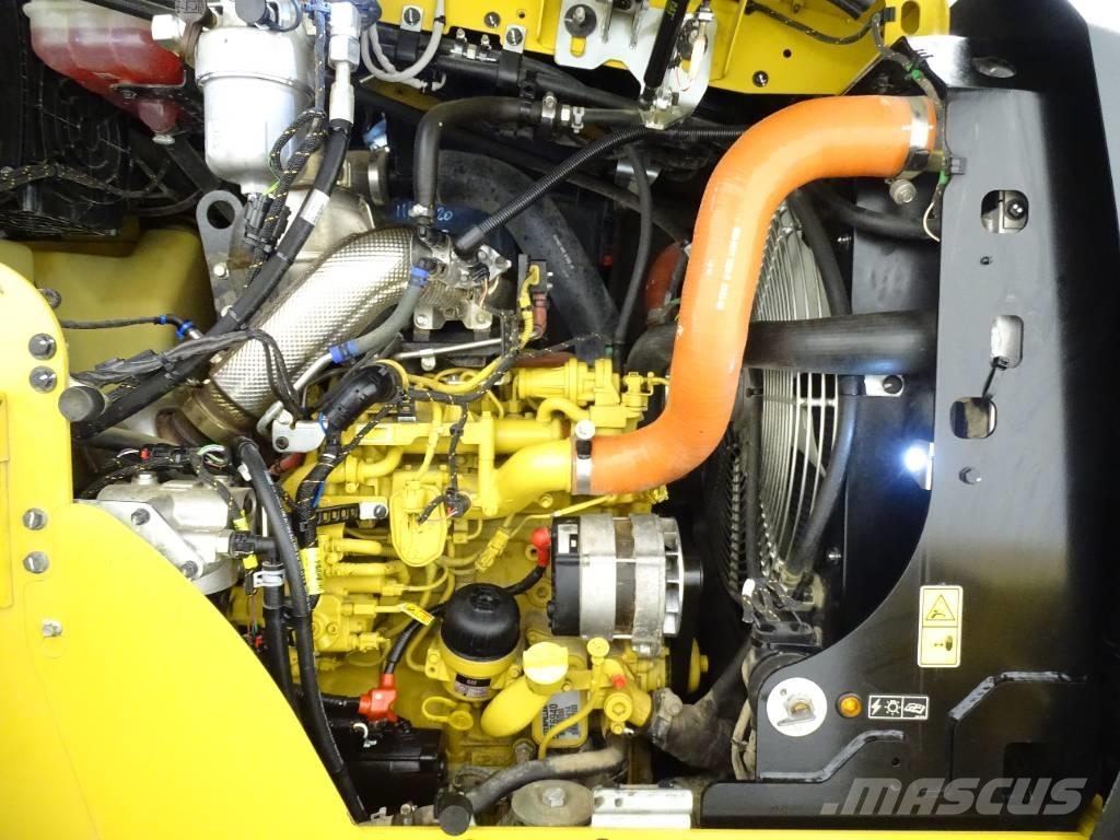 CAT 914 Kolové nakladače