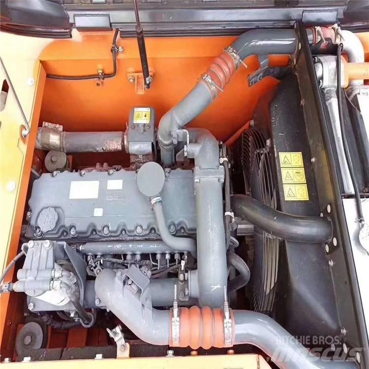 Doosan dx225 Pásová rýpadla