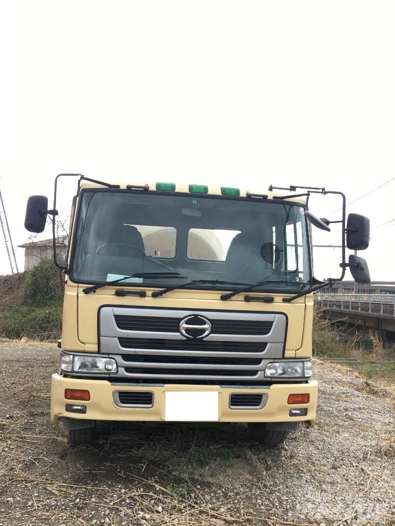 Hino FS2PKG10527 Stavební míchačky