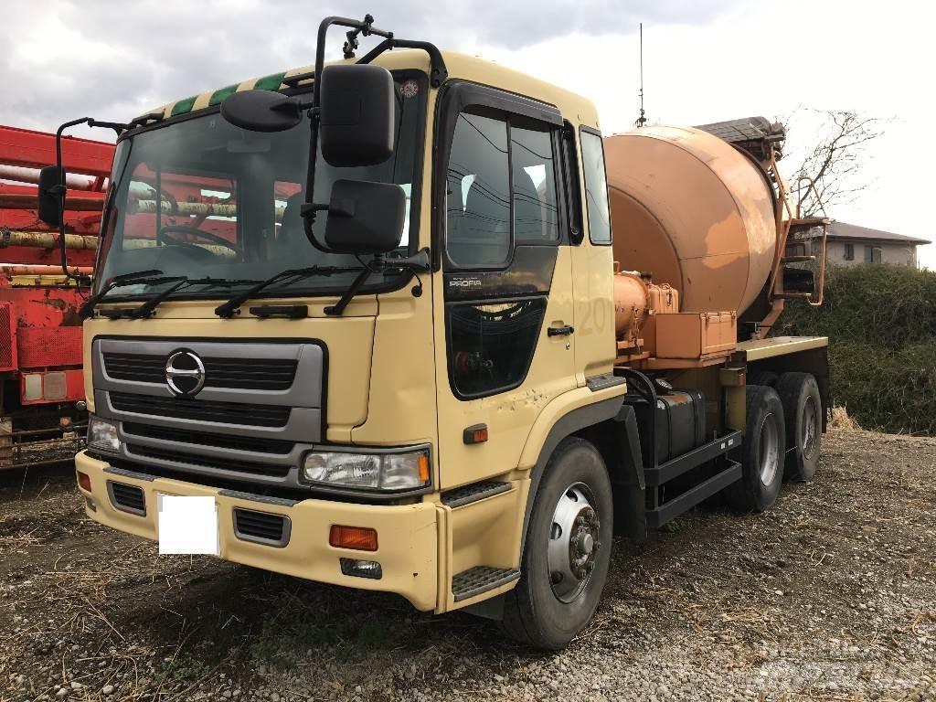 Hino FS2PKG10527 Stavební míchačky