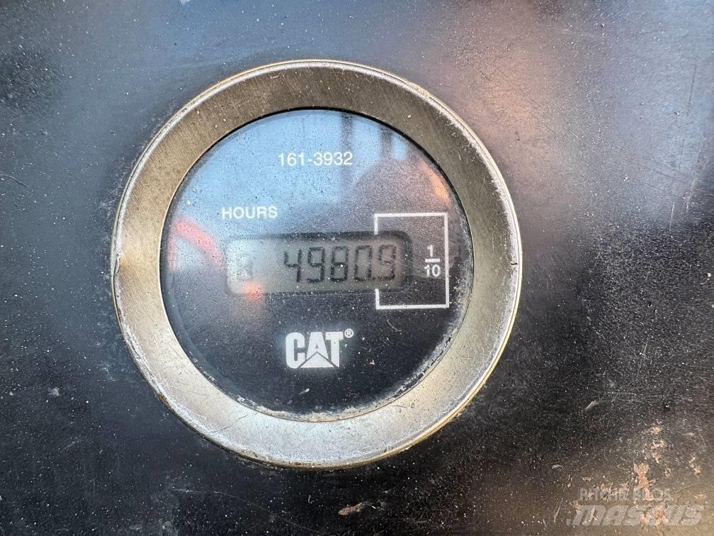 CAT 313D SR Pásová rýpadla