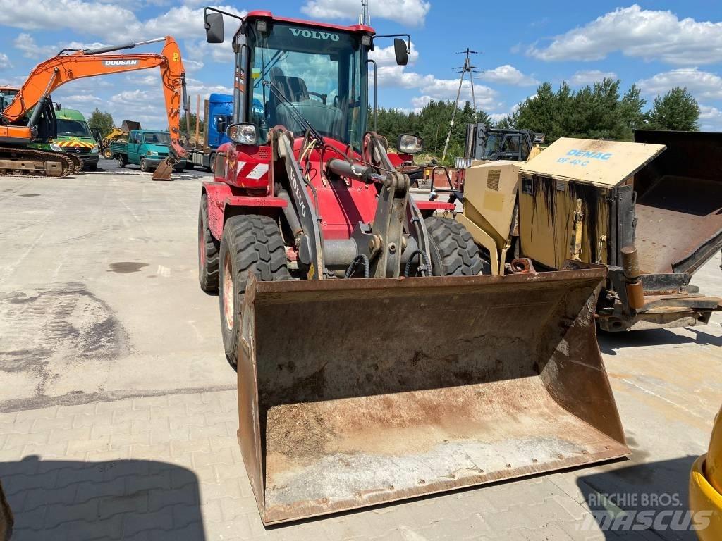 Volvo L 30 G Kolové nakladače