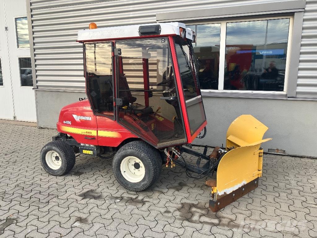 Shibaura CM 374 Užitkové stroje