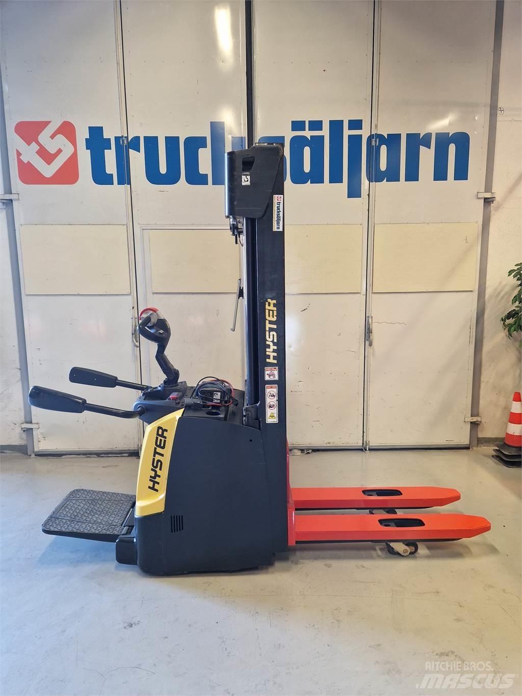 Hyster S1.4S IL Ručně vedené vysokozdvižné vozíky