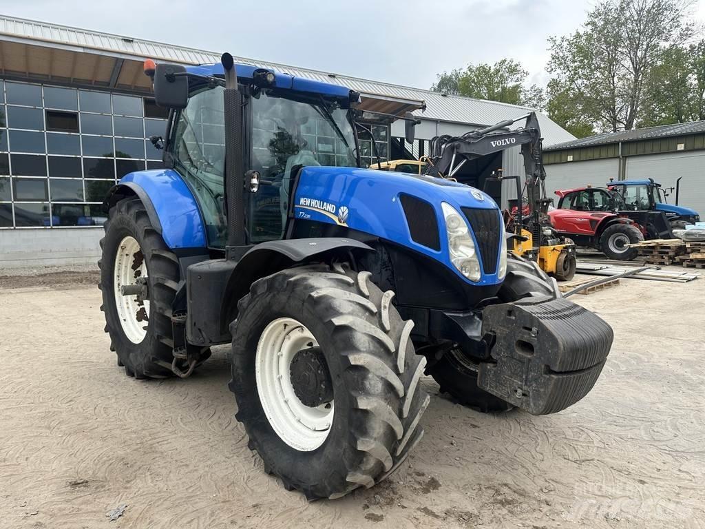 New Holland T7.235 Traktory