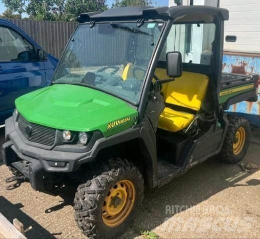 John Deere XUV865M Terénní vozidla