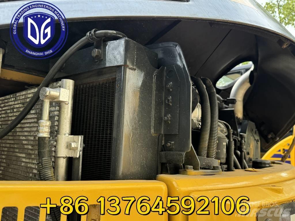 Komatsu PC78US Pásová rýpadla